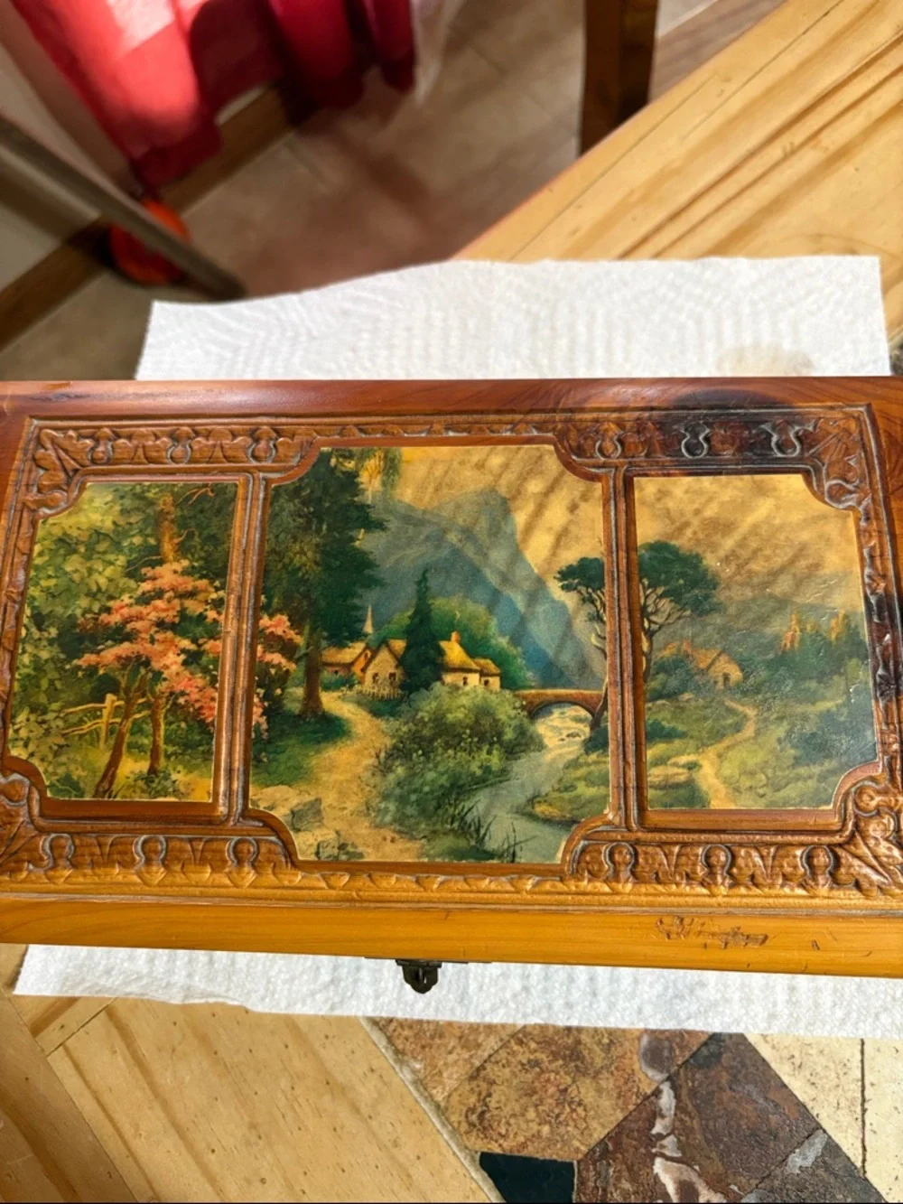 Vintage Hand-Carved Wooden Jewelry Box with Scenic Inlay - Brown & Green